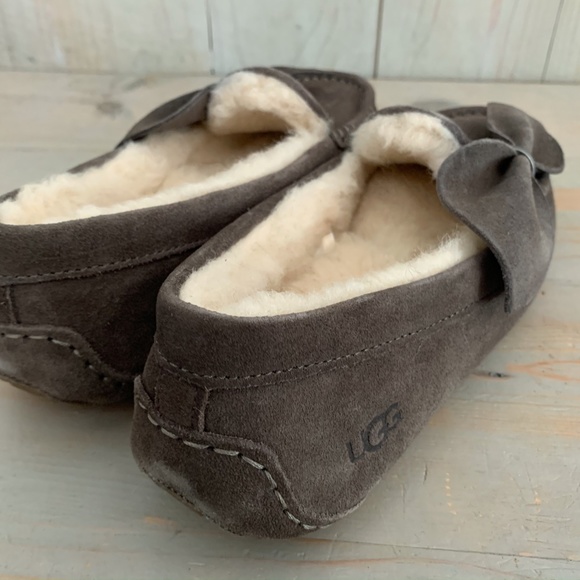 UGG ANSLEY TWIST SHEEPSKIN SLIPPERS  NIB - Picture 7 of 9